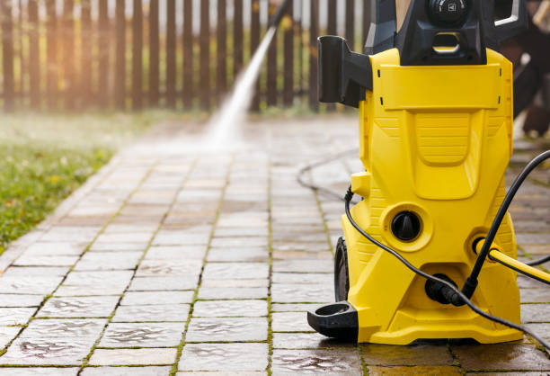 Best Pool Deck Cleaning  in North Aurora, IL